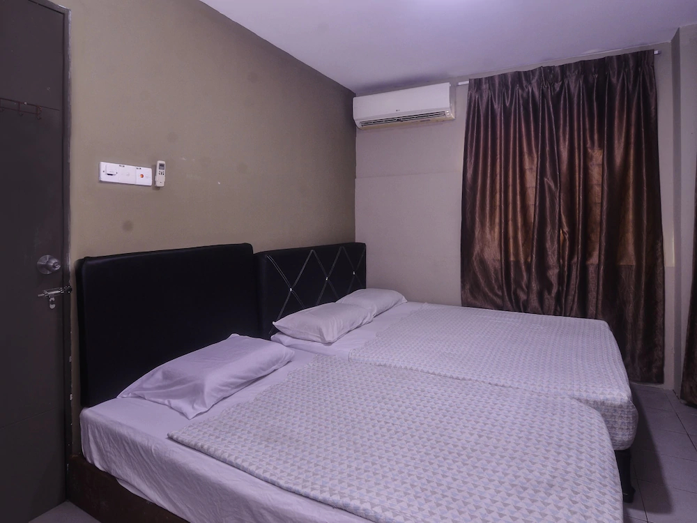 Hilltop Room by OYO Rooms