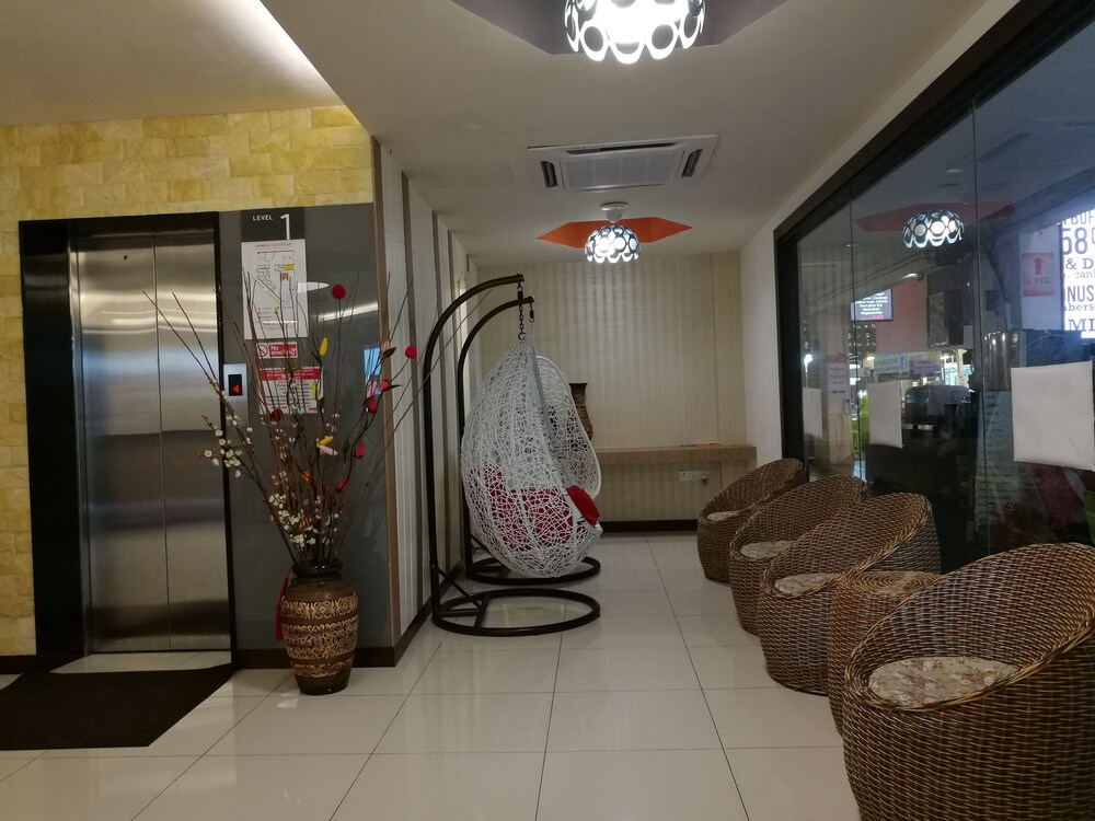 Memoire Hornbill Hotel