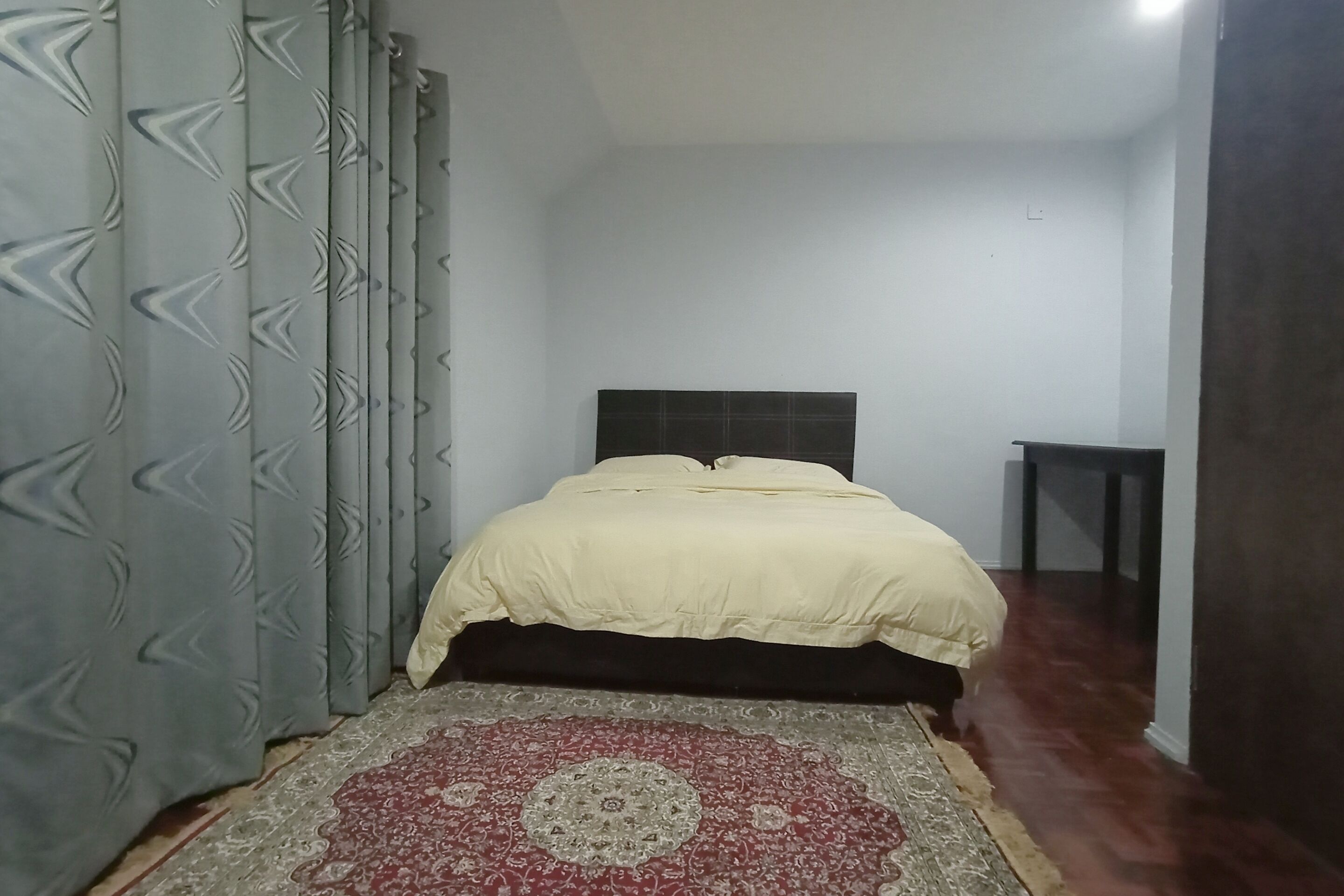 Oyo 90204 Emma Bdc Homestay