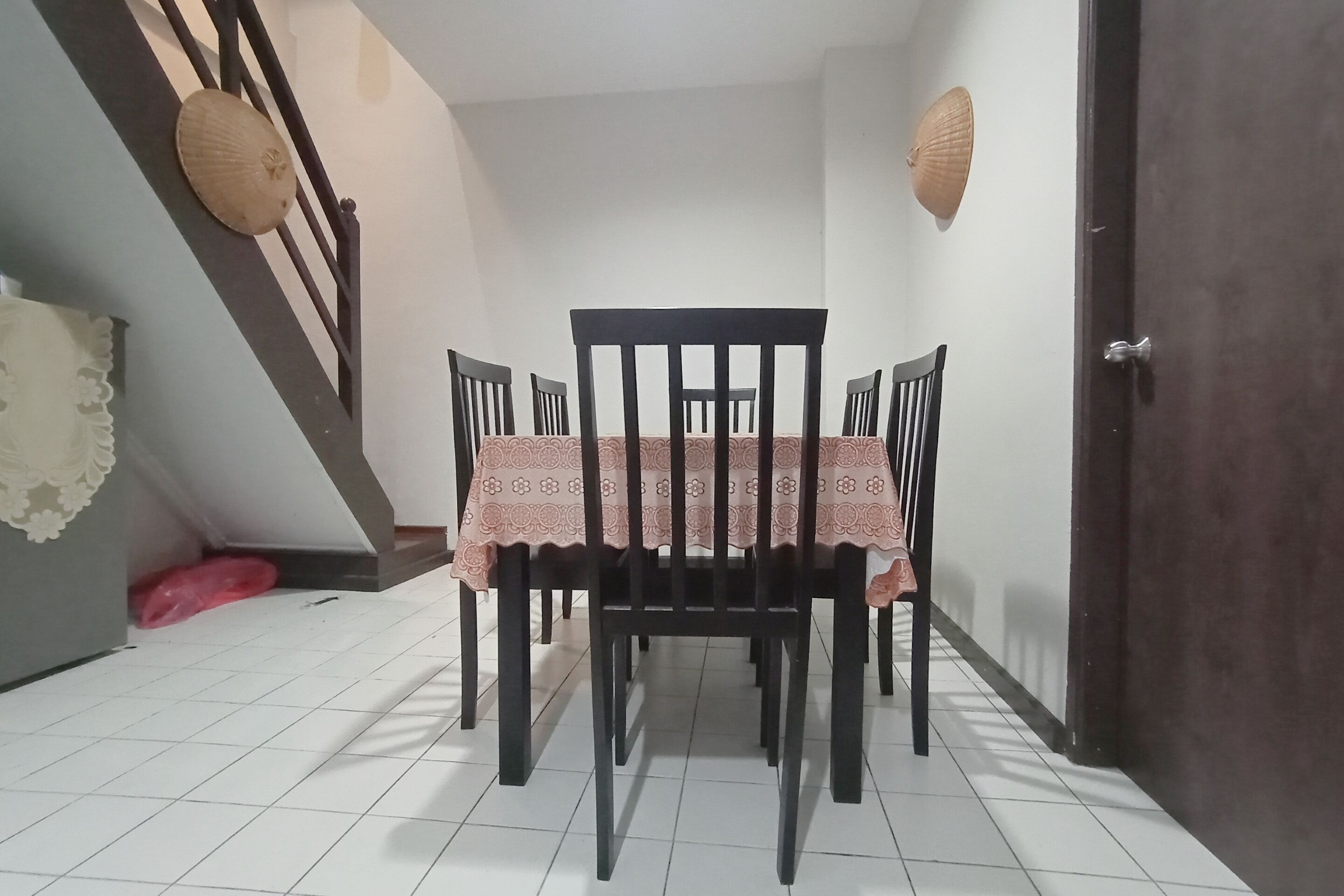 Oyo 90204 Emma Bdc Homestay