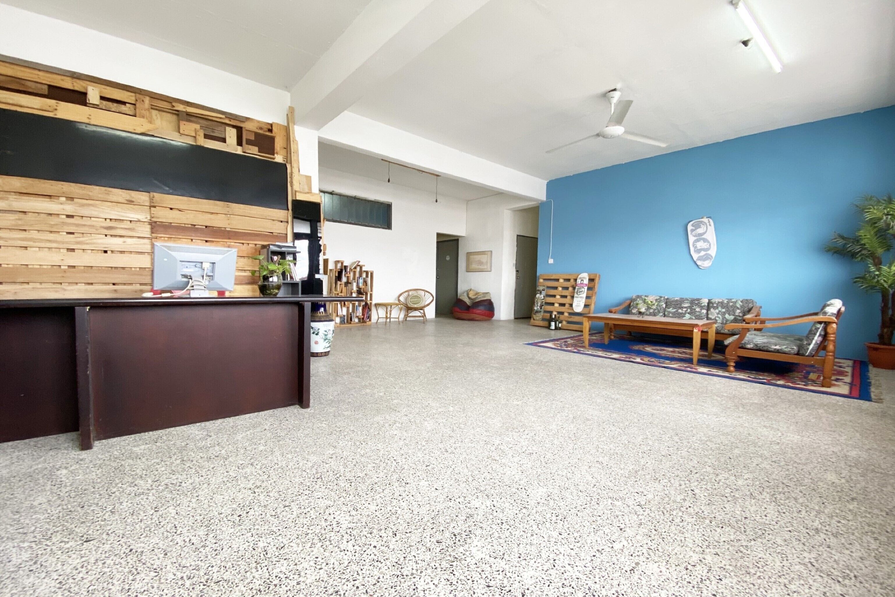 Oyo Home 90295 Beacon Homestay Kuching