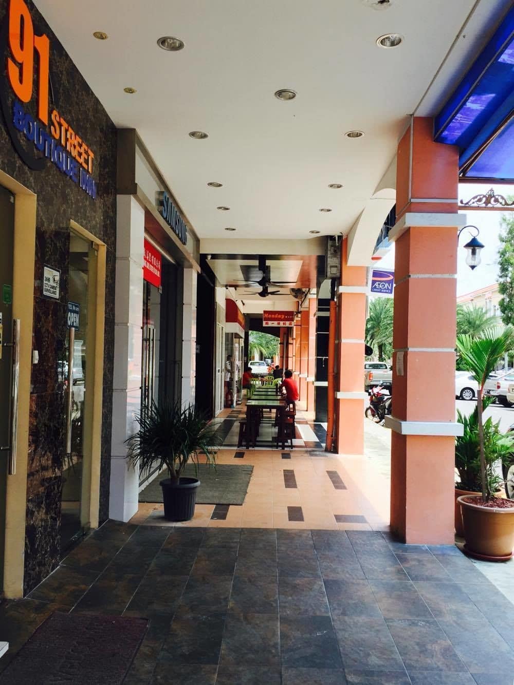 91 Street Boutique Inn