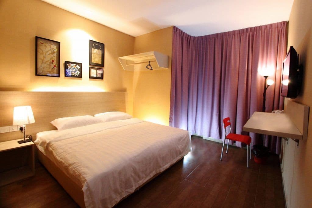 91 Street Boutique Inn