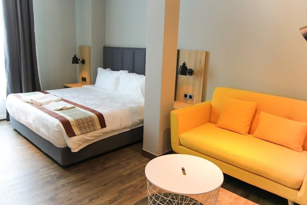 Amigo Hotel