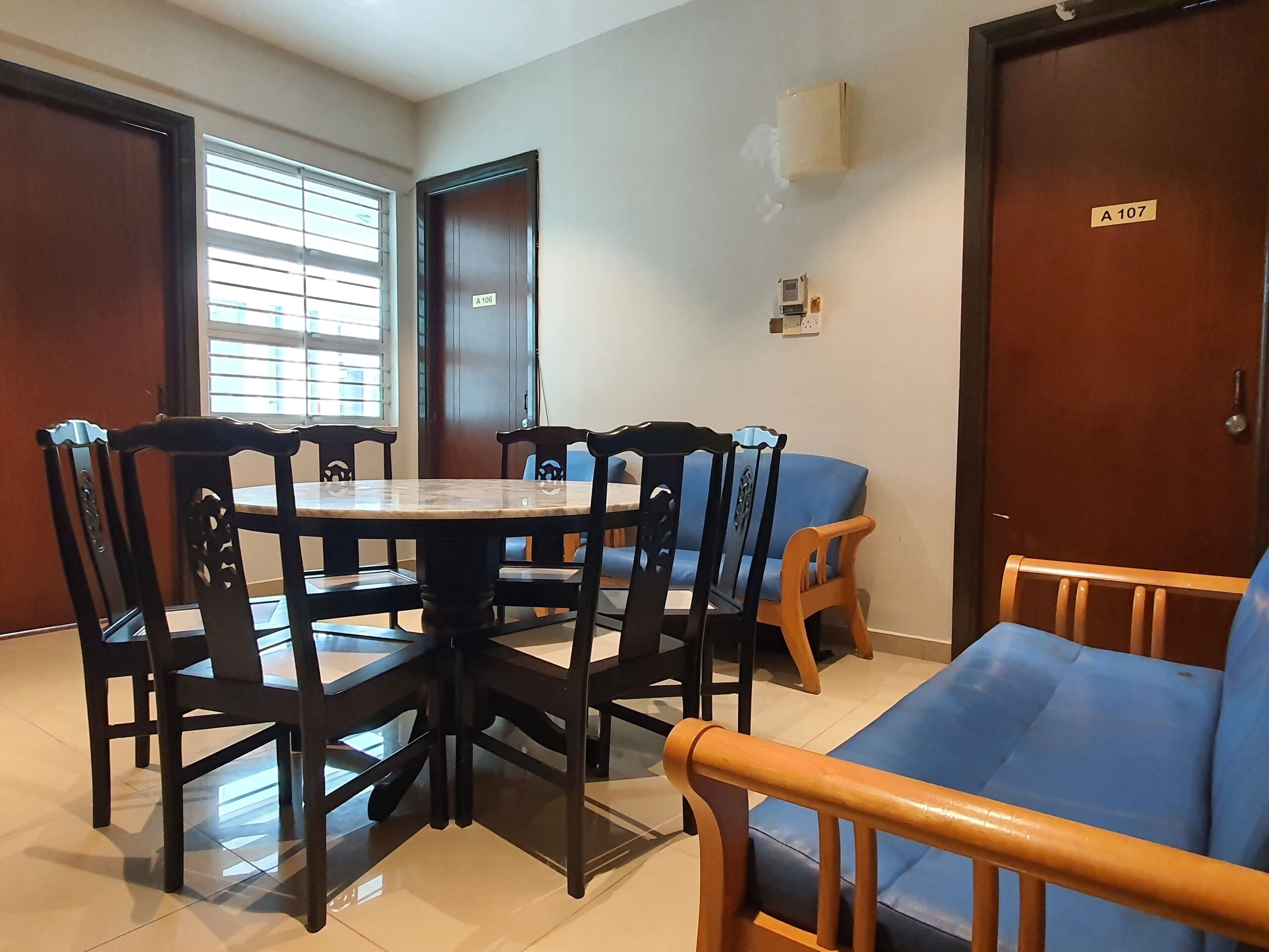 Sena Home Homestay 819 by Oyo Rooms