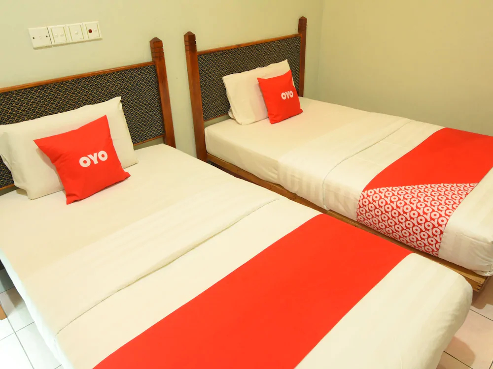 Highway Inn by OYO Rooms