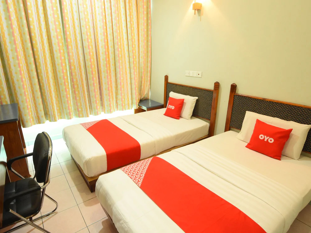 Highway Inn by OYO Rooms