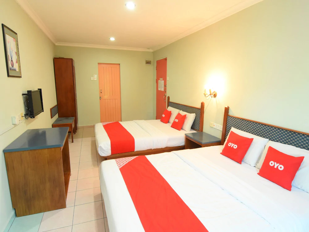 Highway Inn by OYO Rooms