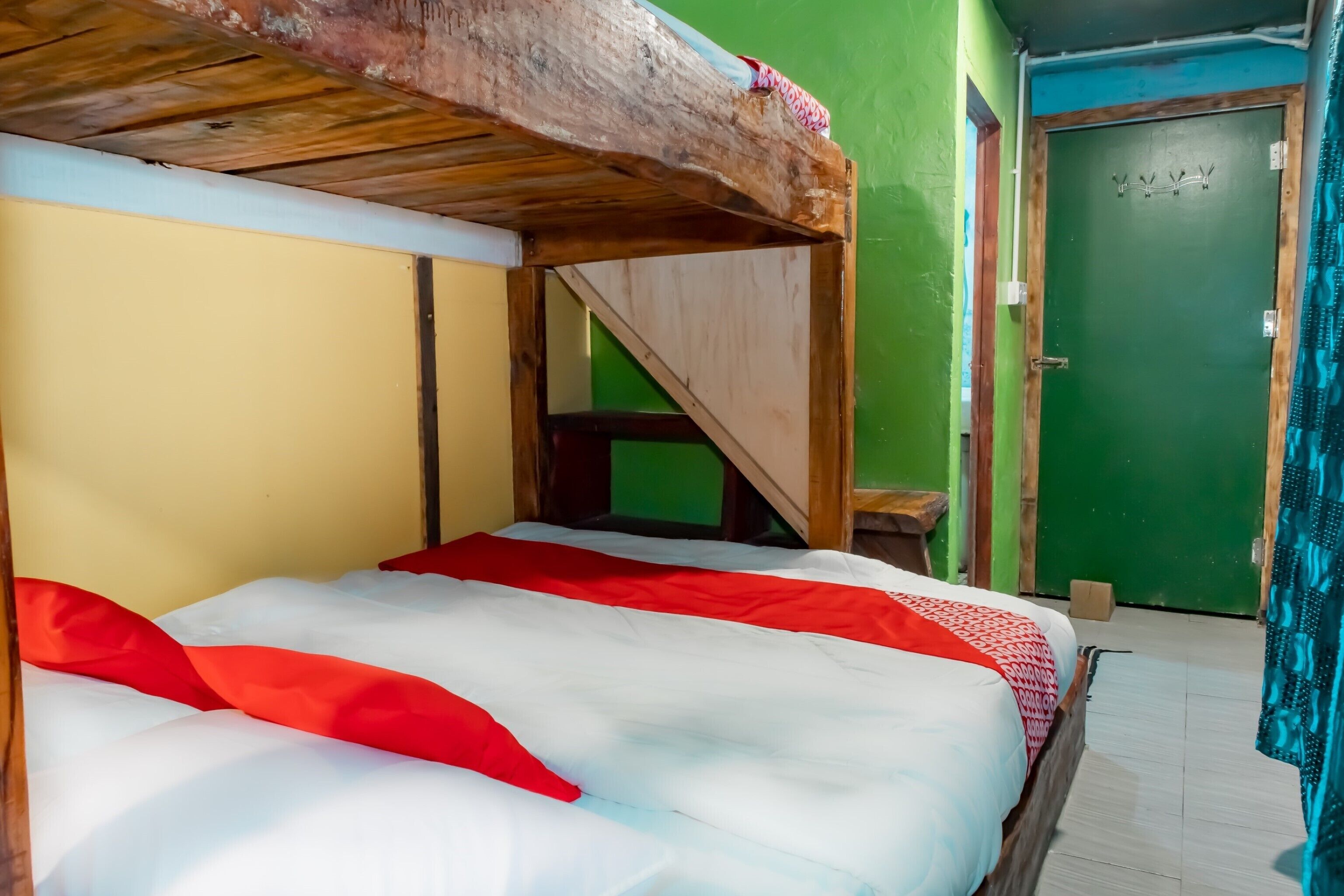 Iftitah Restaurant & Resort by Oyo Rooms