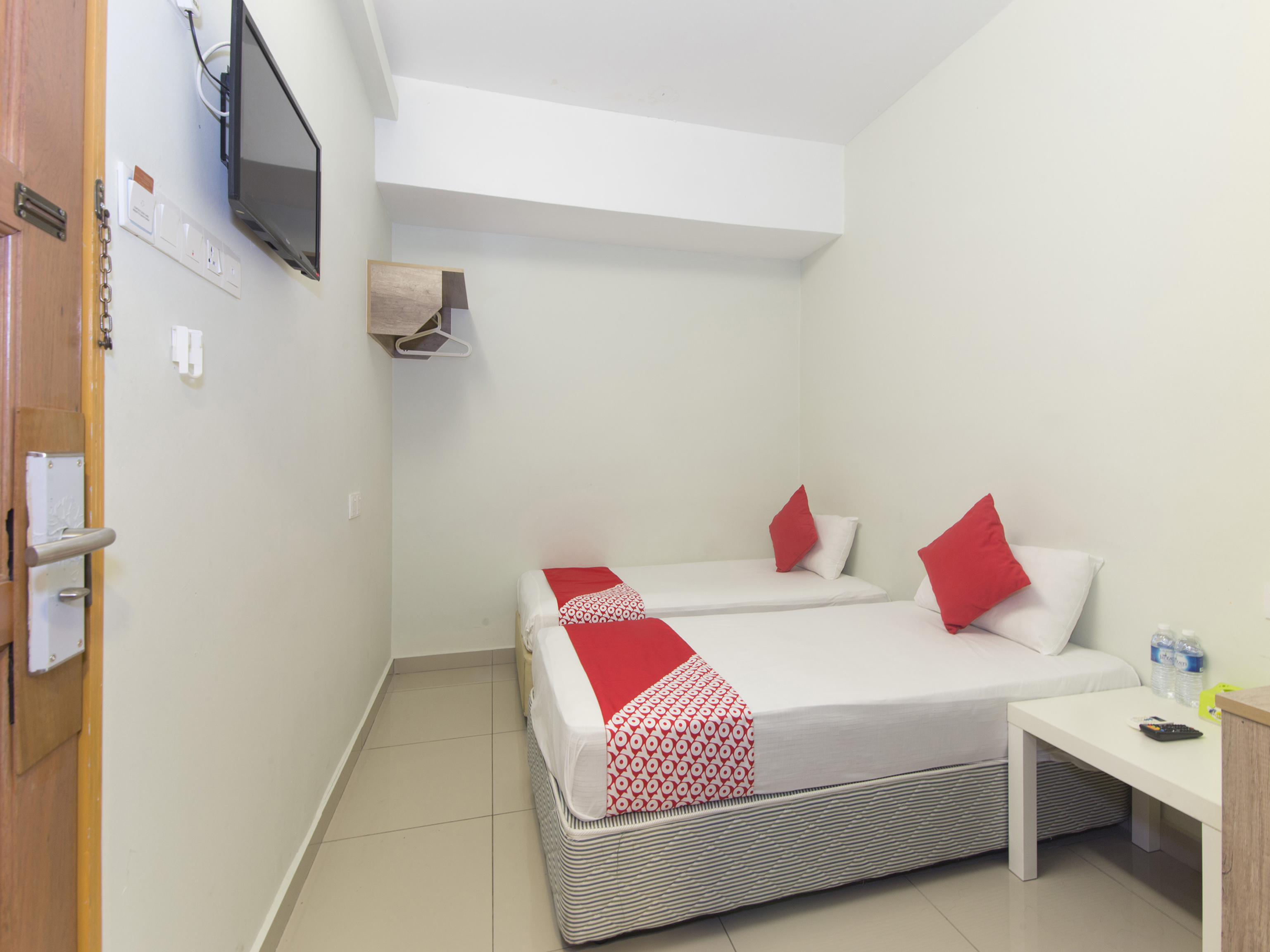 City Boutique Hotel by OYO Rooms