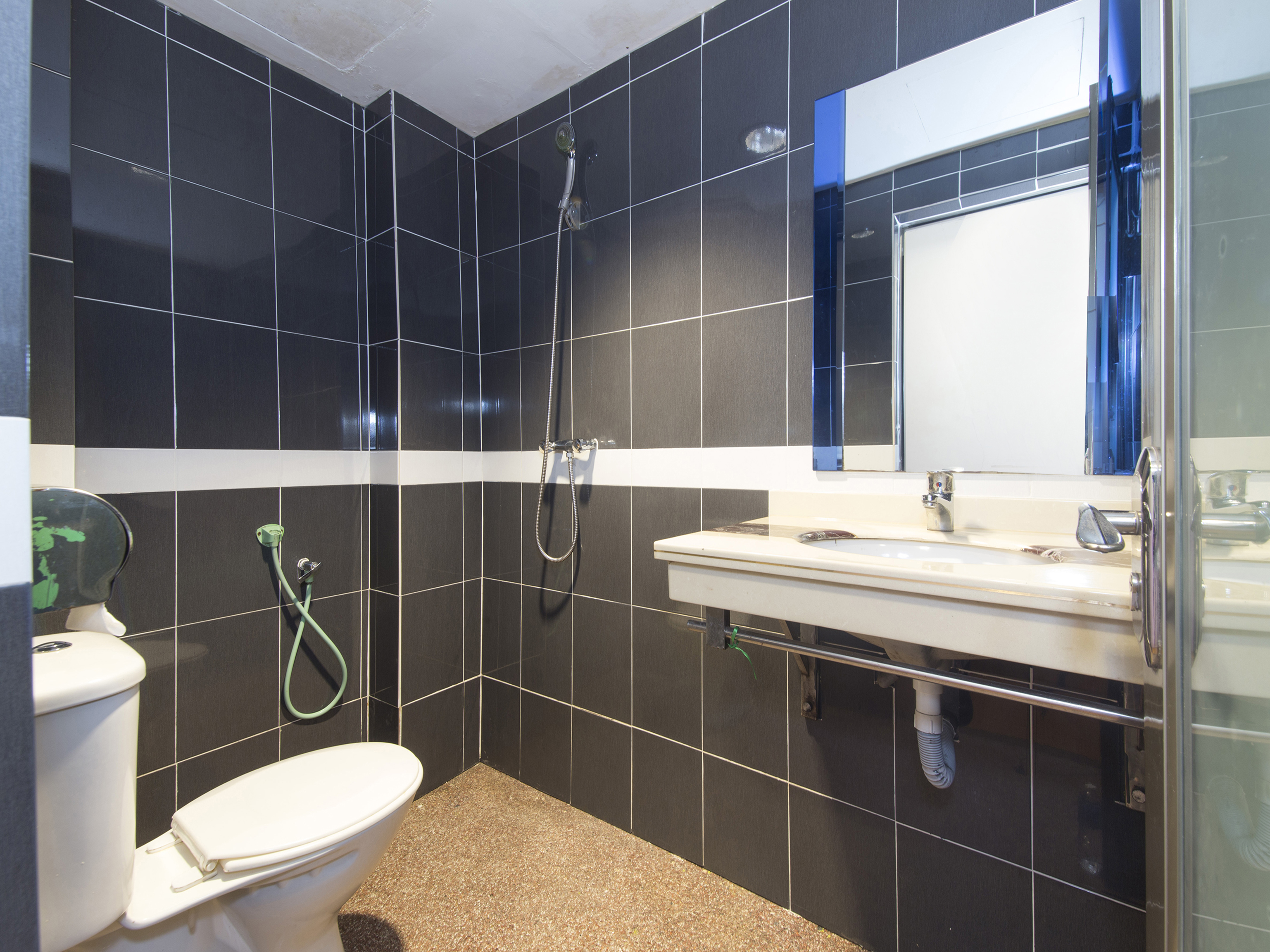 City Boutique Hotel by OYO Rooms