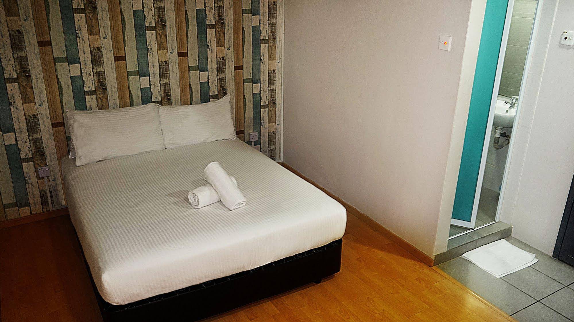 Smile Hotel Selayang Point