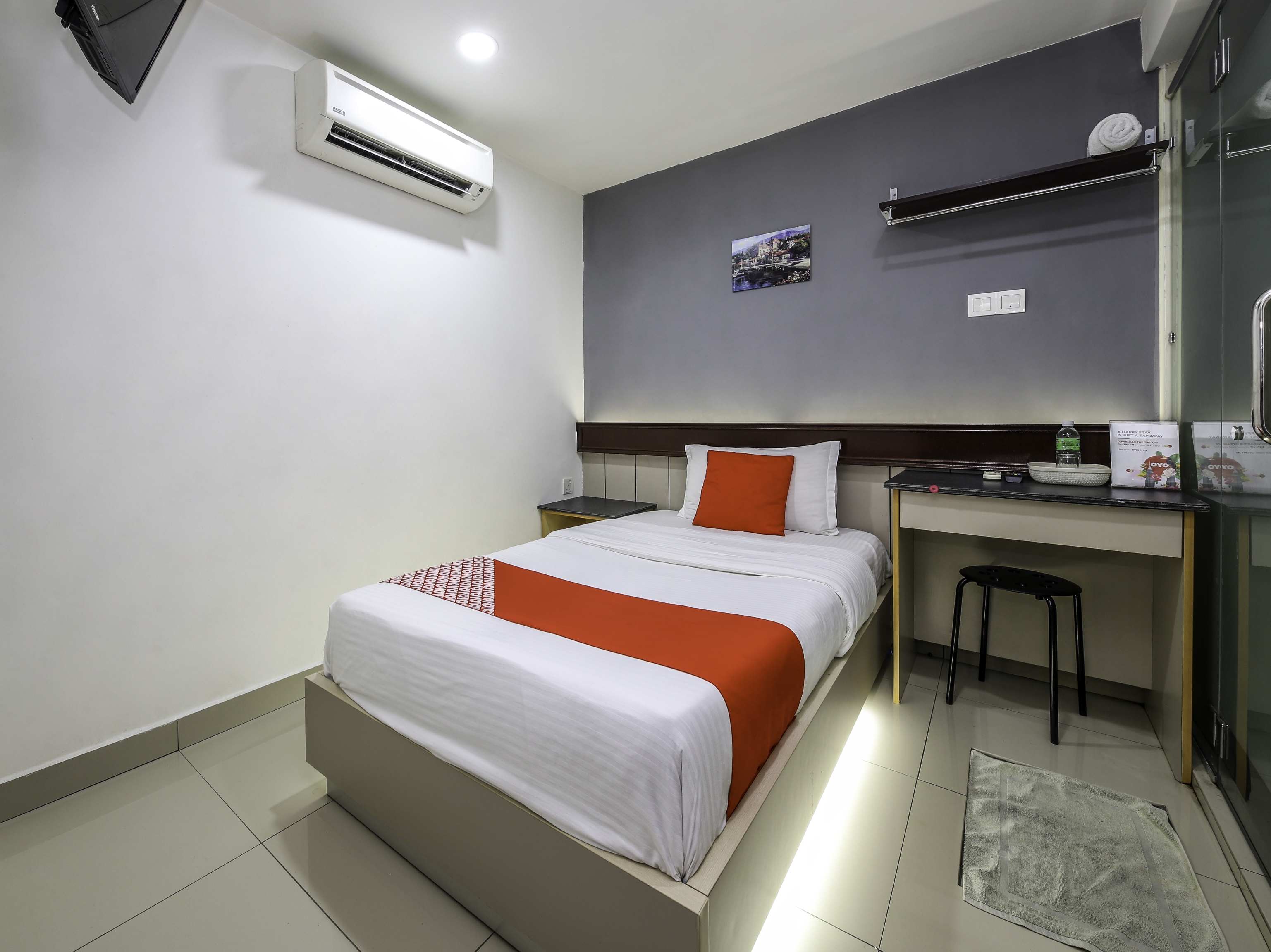 OYO 317 Citytop Hotel