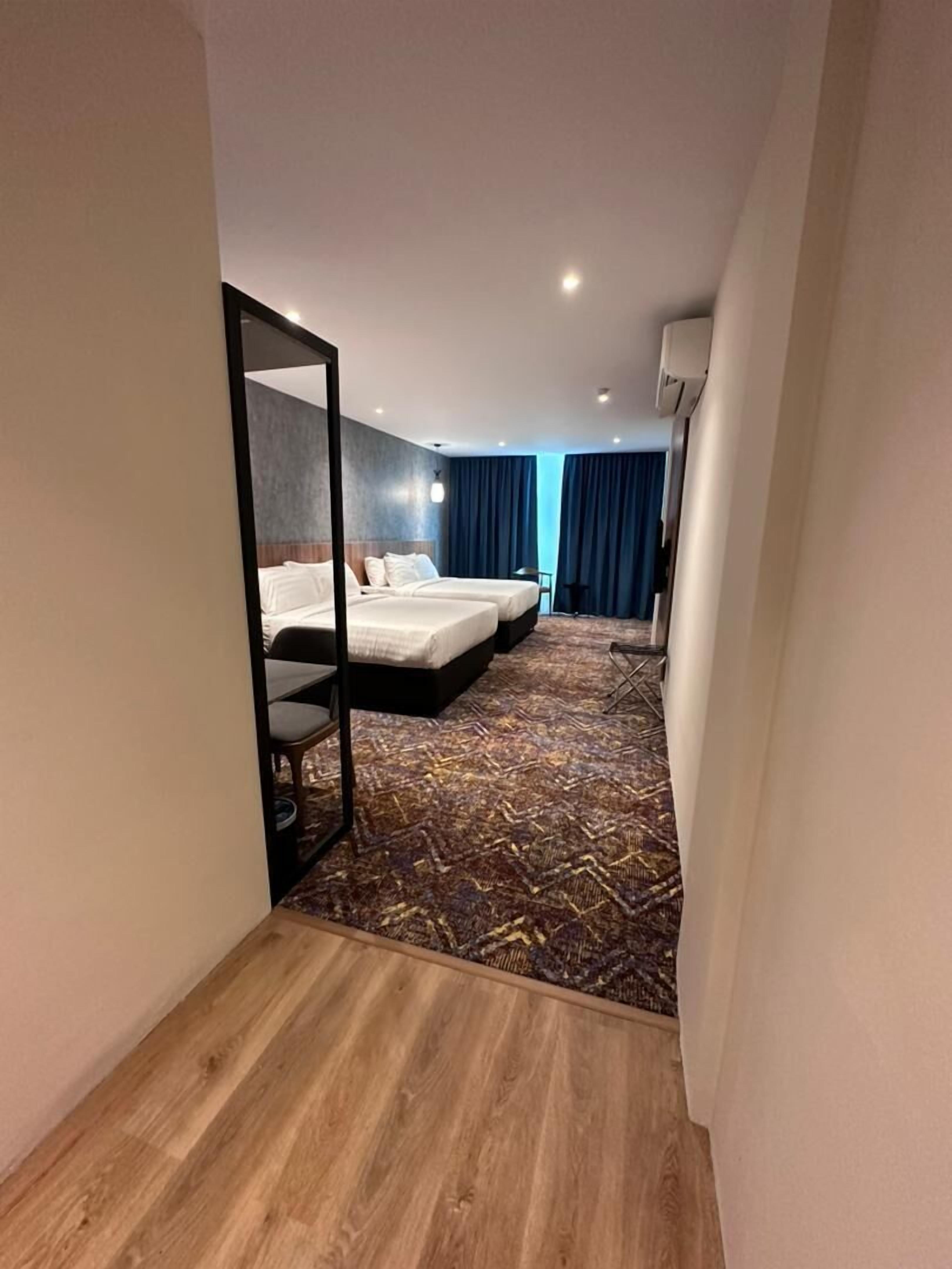 Le'genda Hotel