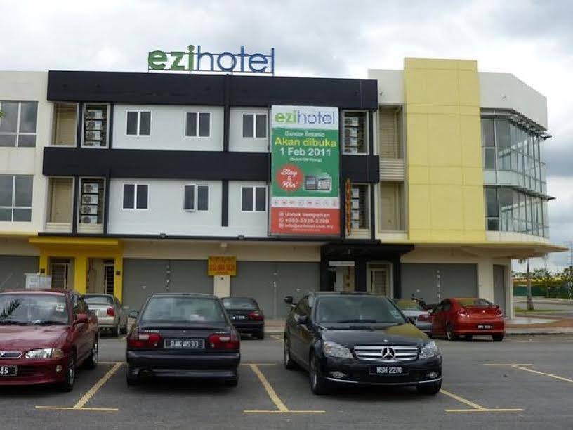 Ezi Hotel