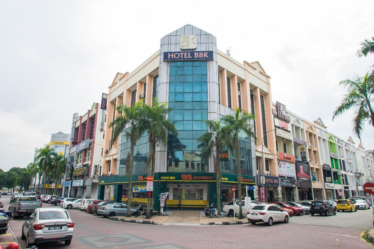 Hotel Bbk by OYO Rooms