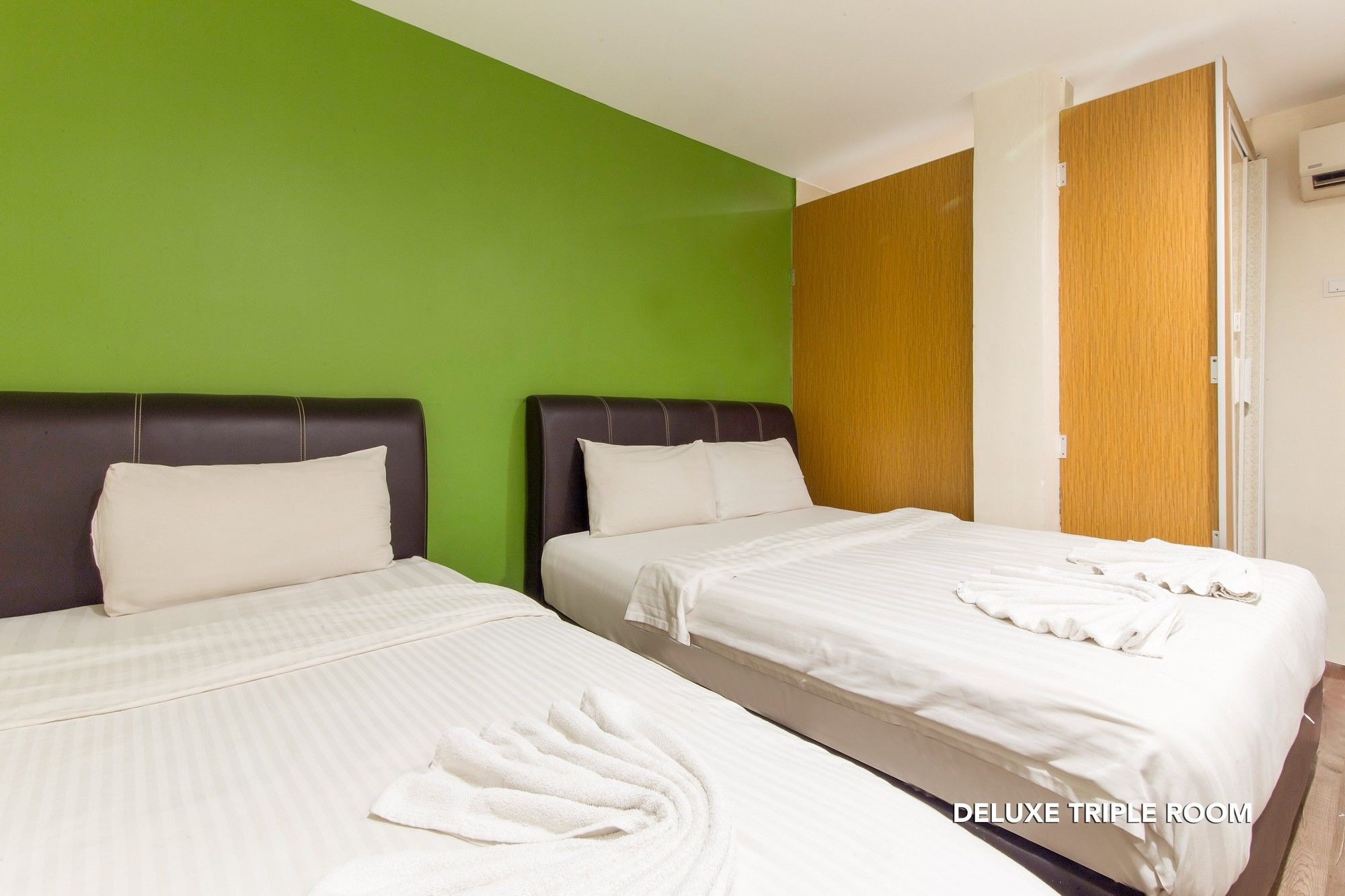 33 Star Hotel