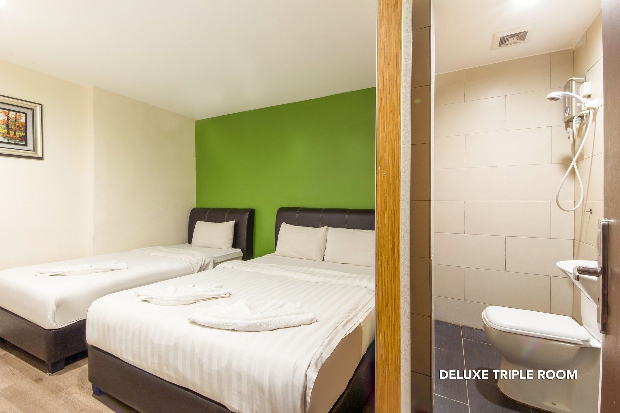 33 Star Hotel