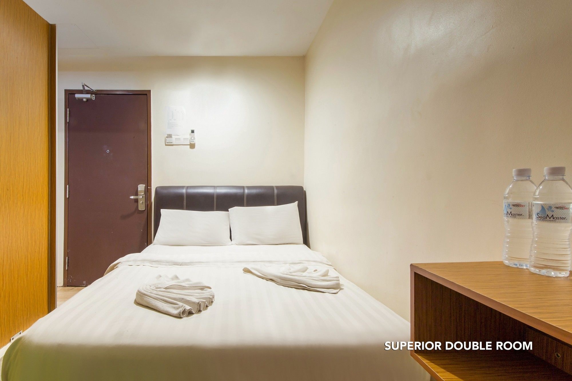 33 Star Hotel