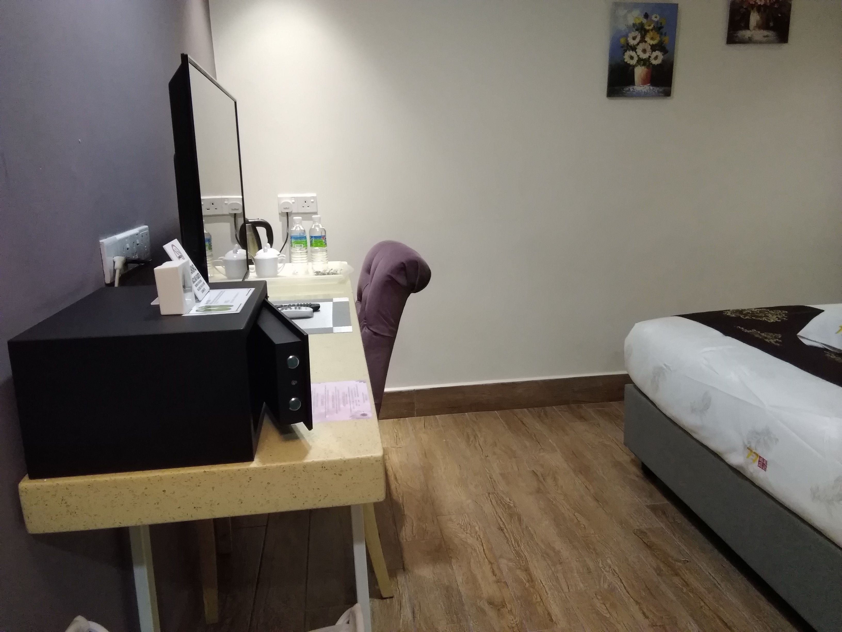 77 Boutique Hotel