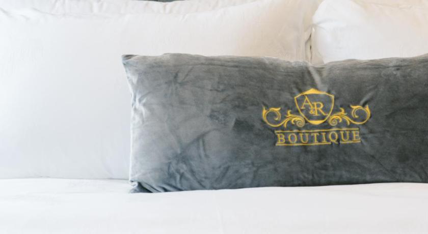 A&R Boutique Hotel