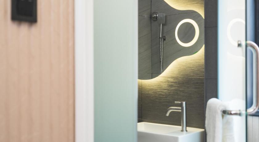 A&R Boutique Hotel