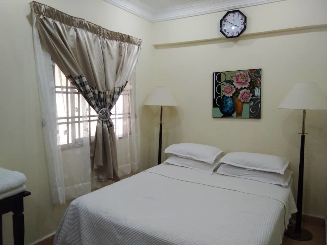 Aini's Guest House In Vista Amani Condo