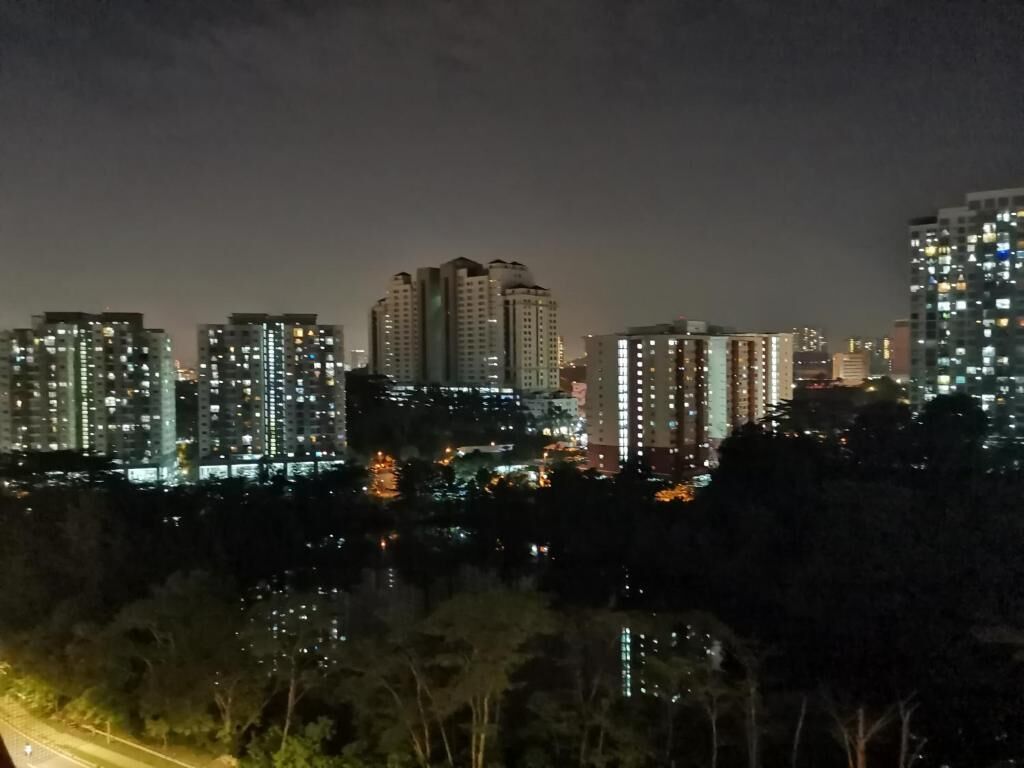 Aini's Guest House In Vista Amani Condo