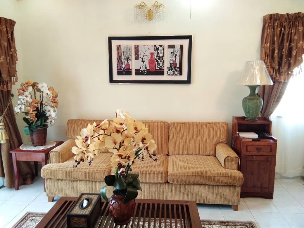 Aini's Guest House In Vista Amani Condo