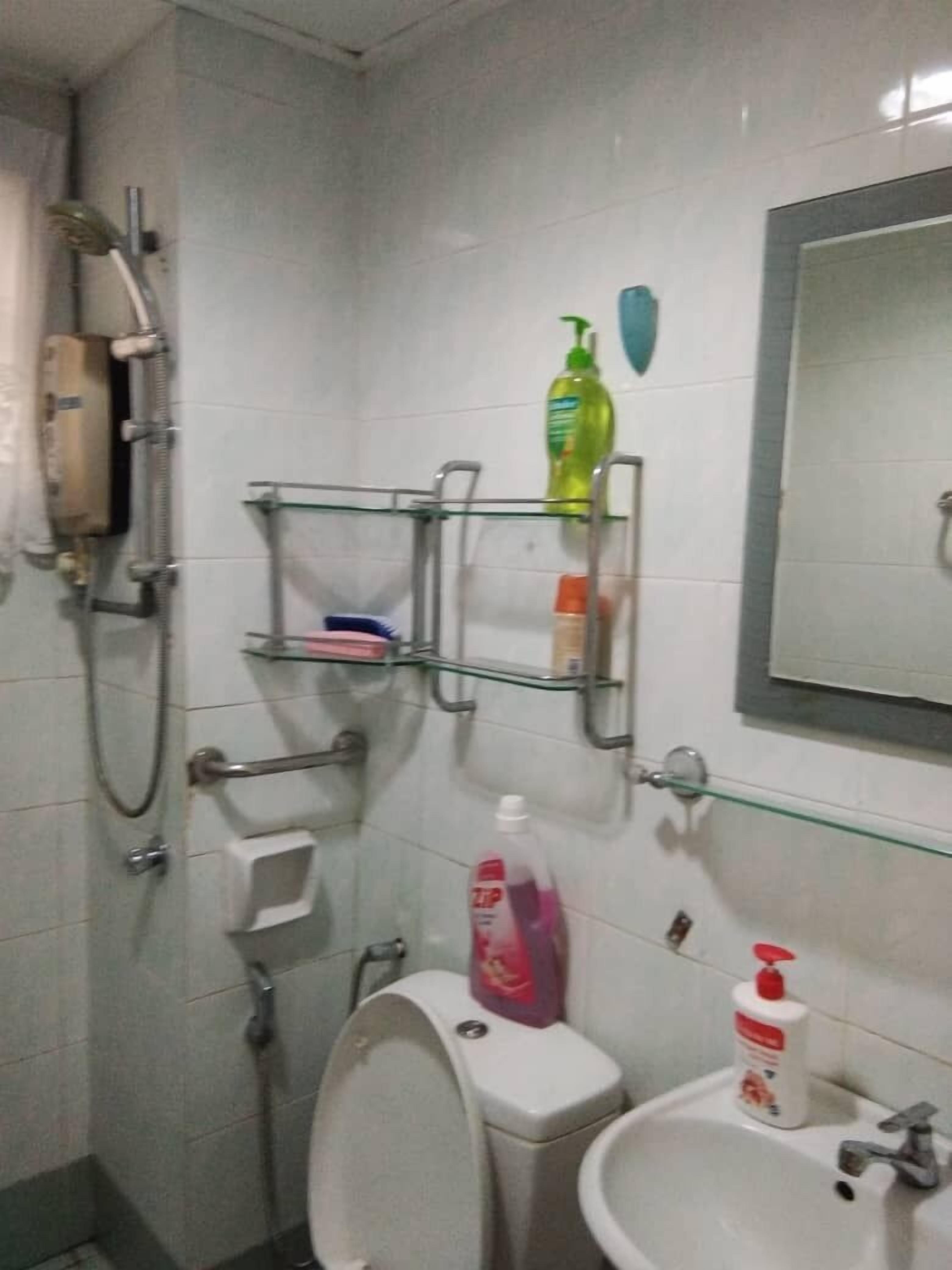 Aini's Guest House In Vista Amani Condo