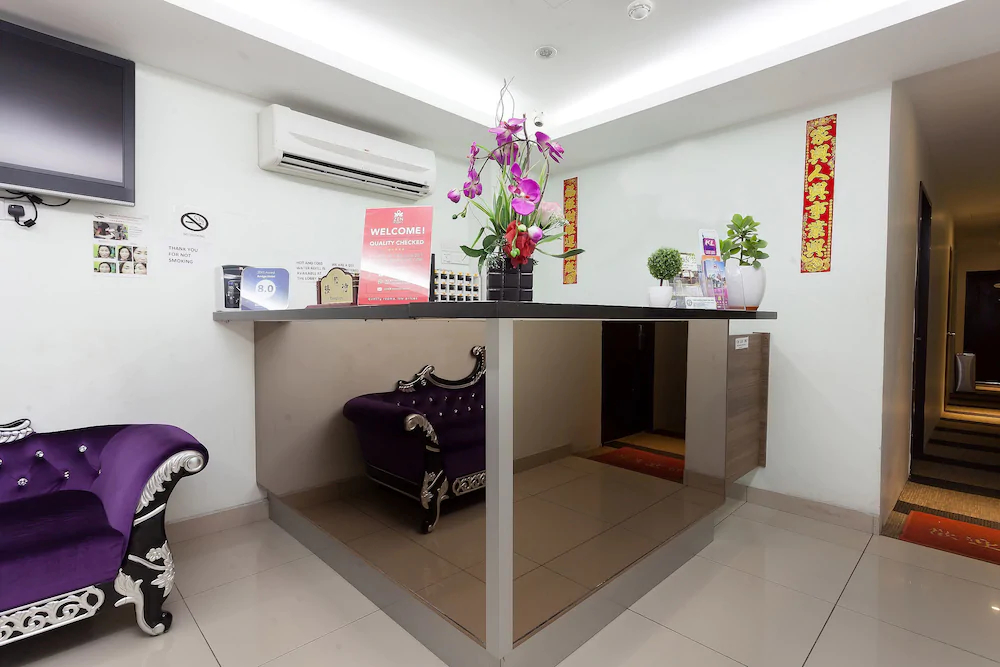 Amigo Hotel by Zen Rooms