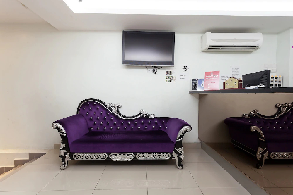 Amigo Hotel by Zen Rooms