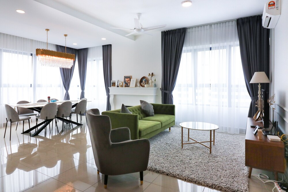 Arte Plus by Victoria Home