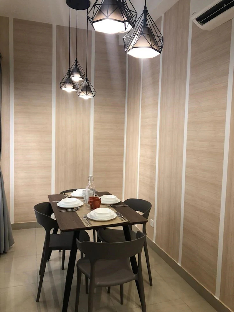Arte Plus by Victoria Home