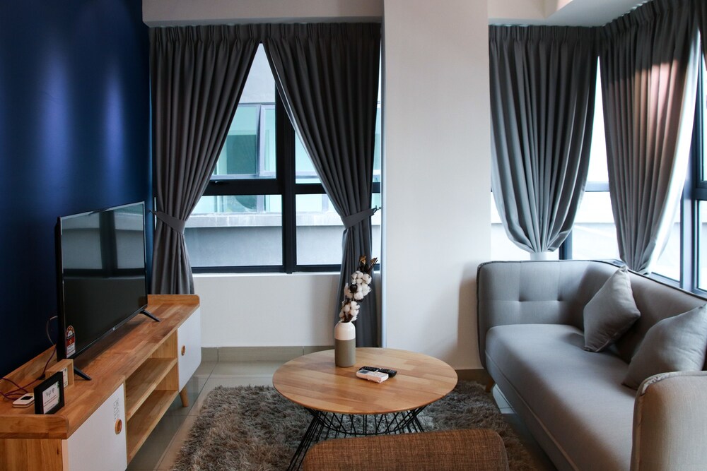 Arte Plus by Victoria Home