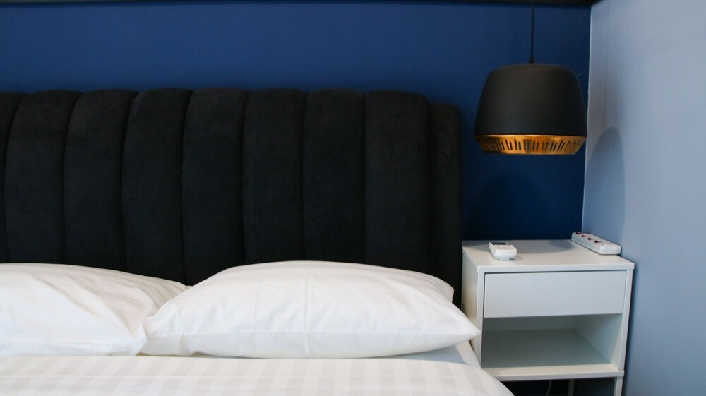 Arte Plus by Victoria Home