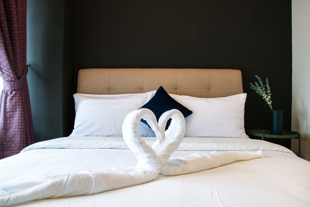 Arte Plus by Victoria Home