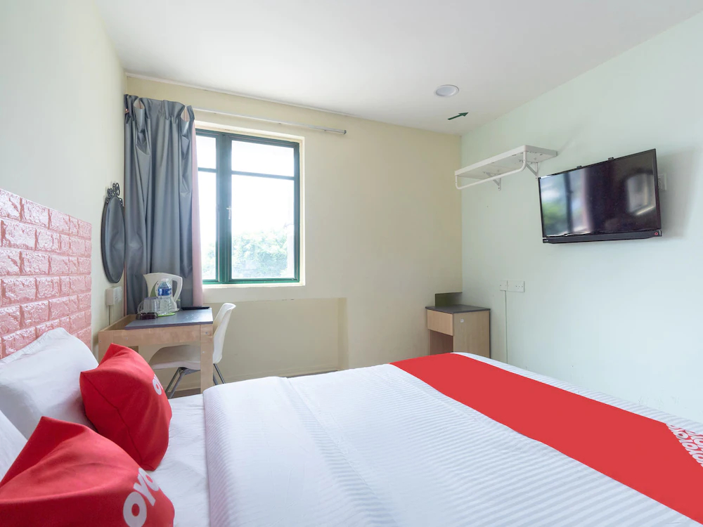 Budget Star Hotel by OYO Rooms