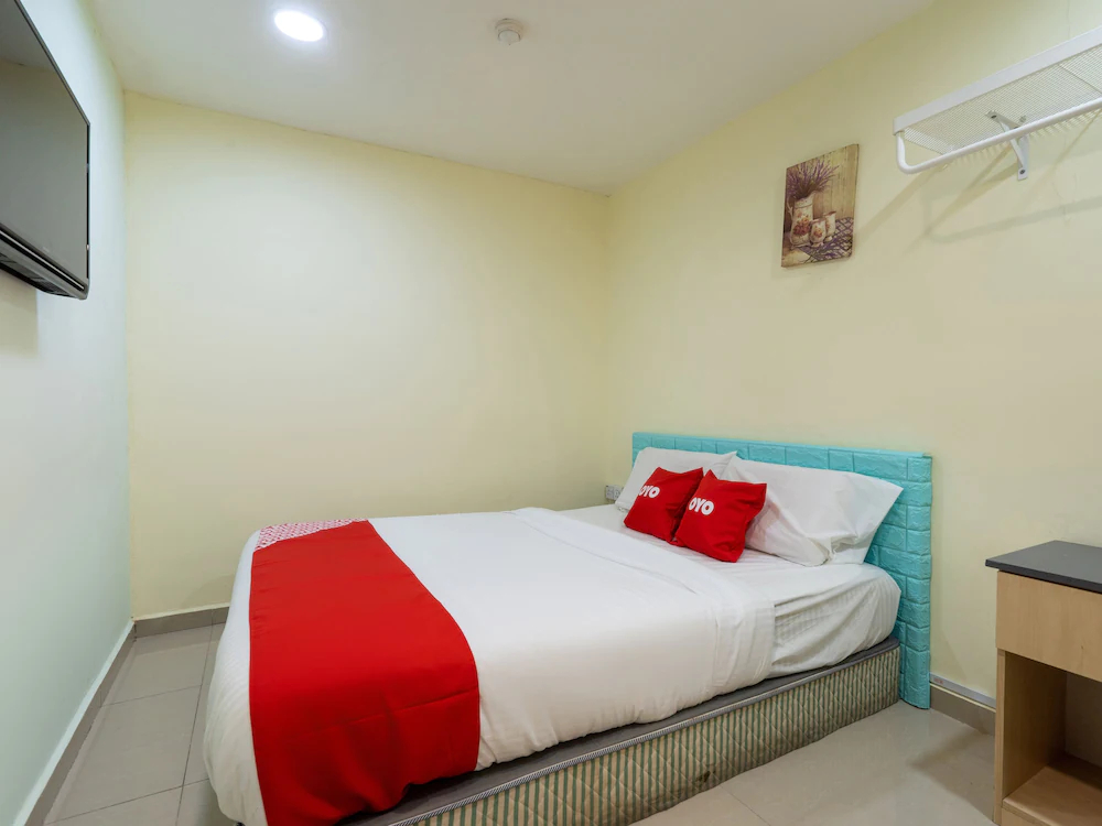 Budget Star Hotel by OYO Rooms