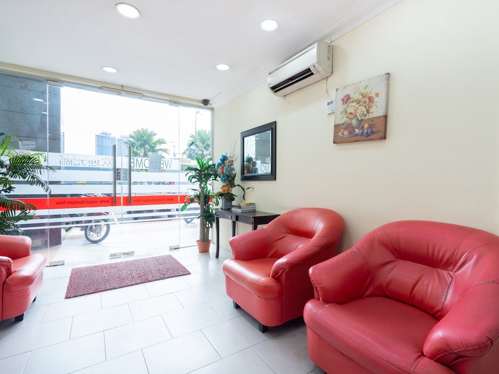 Budget Star Hotel by OYO Rooms