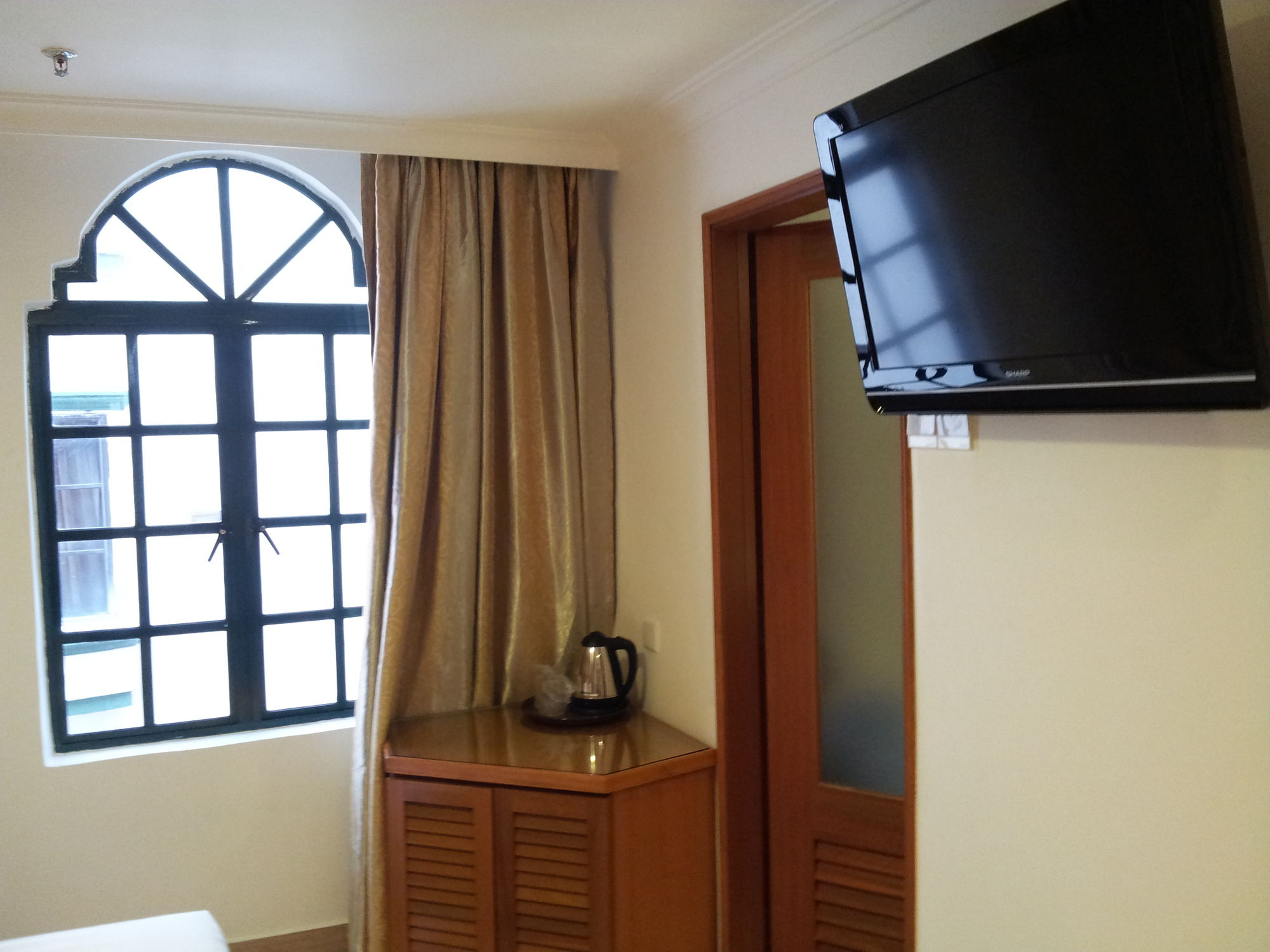 Cardogan Hotel
