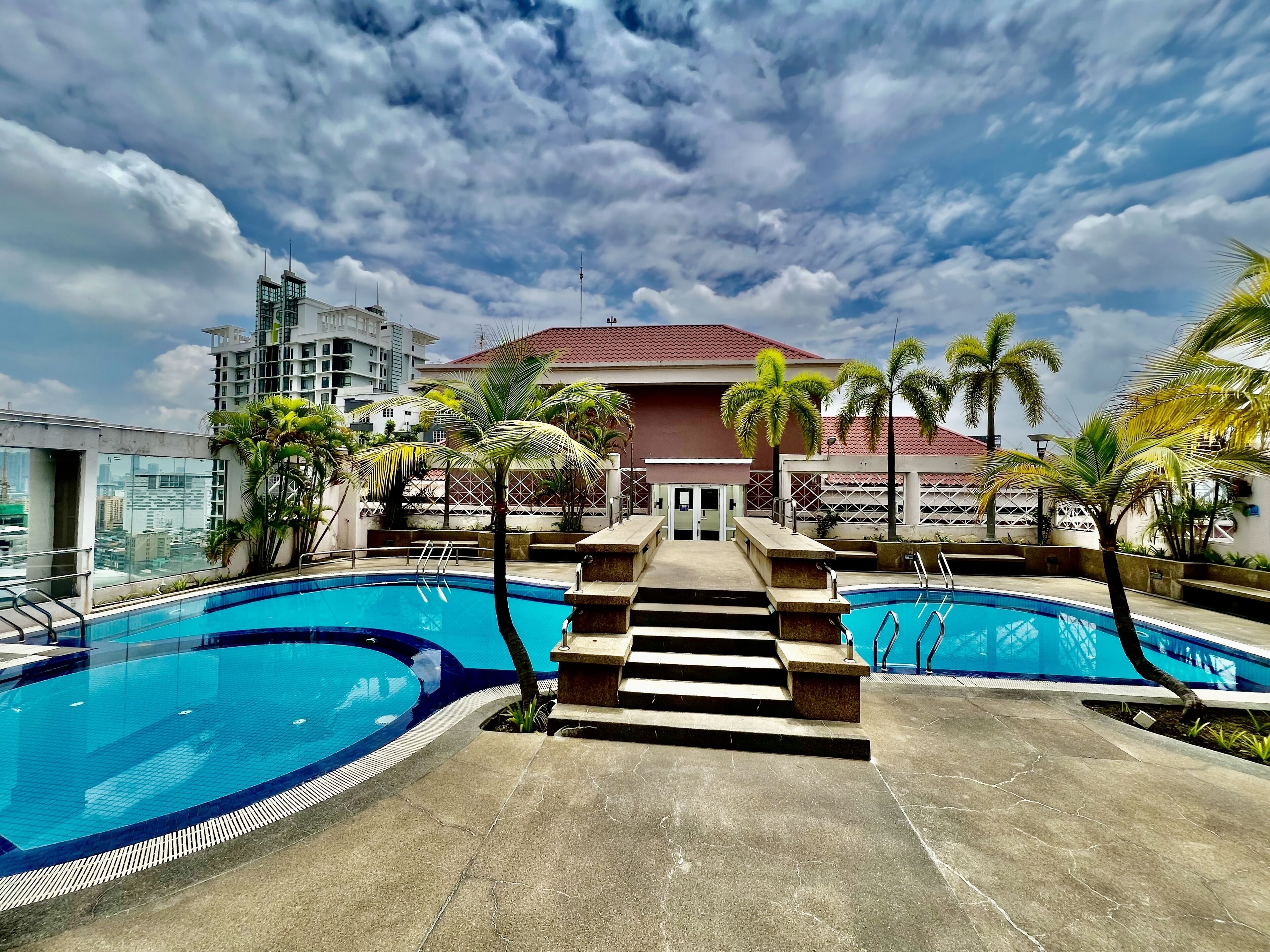 Casa Mutiara Apartments by Moonlight