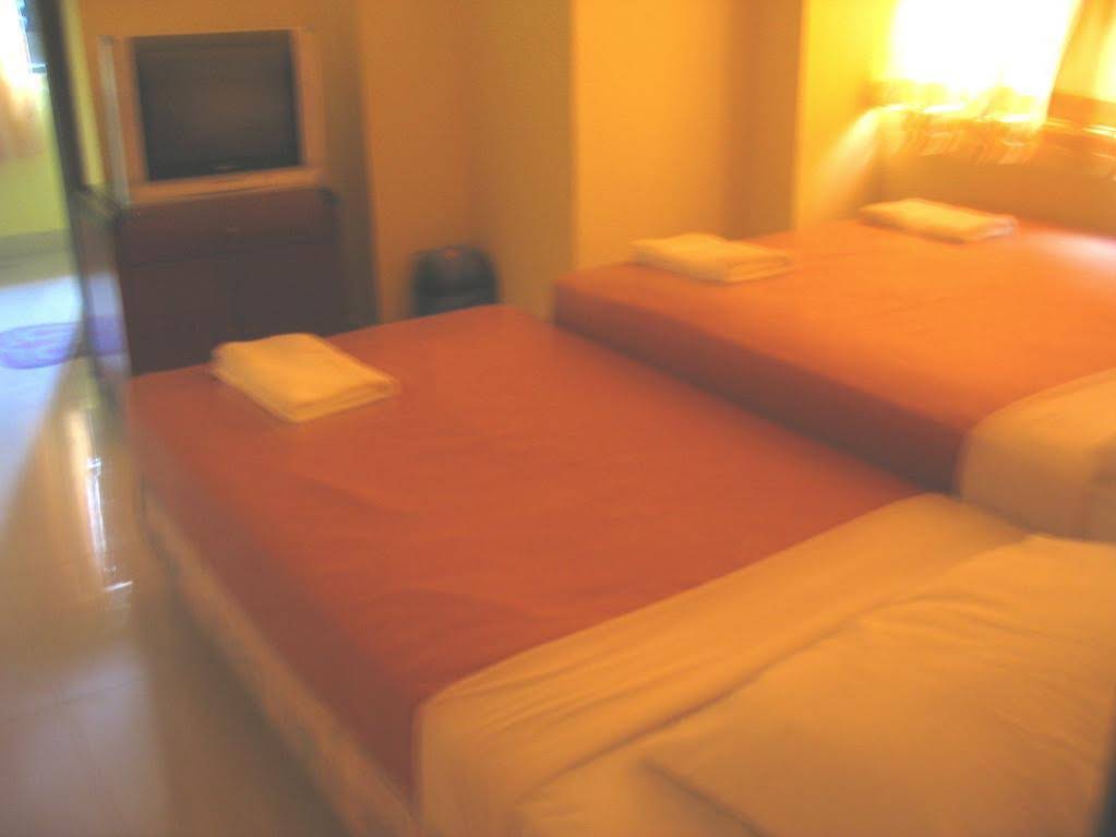 Cintamani Travellers Lodge