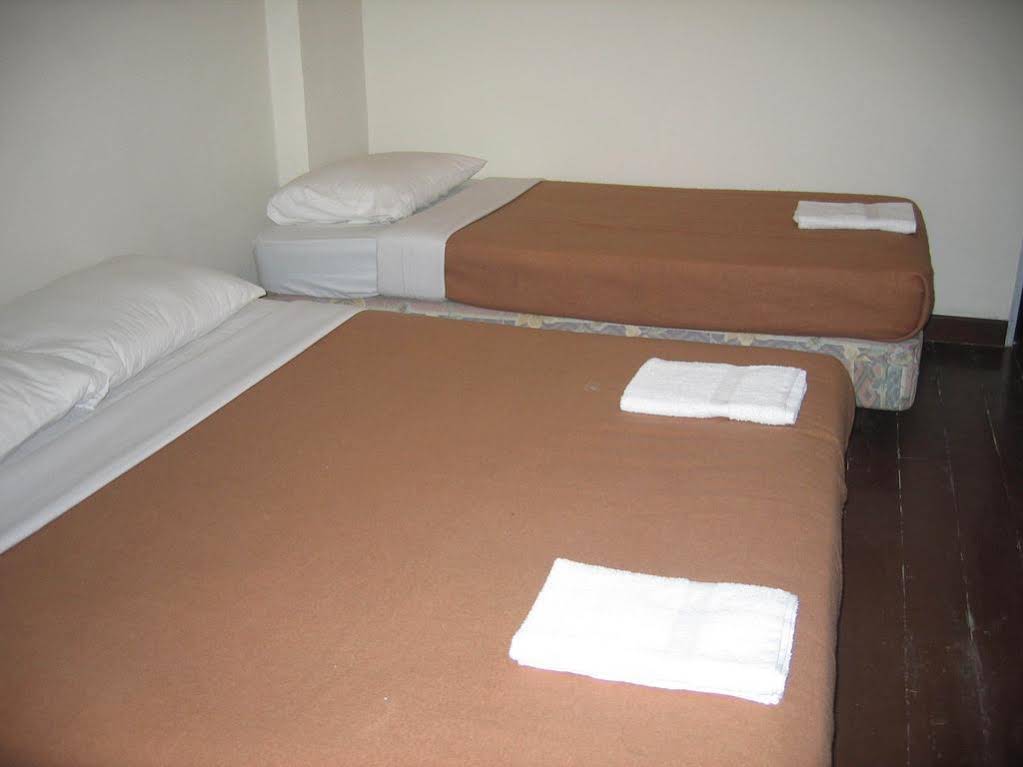 Cintamani Travellers Lodge