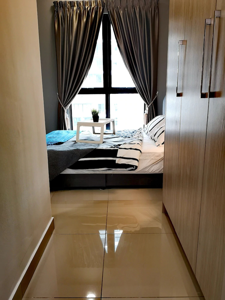 CitiZen Old Klang Road By Plush