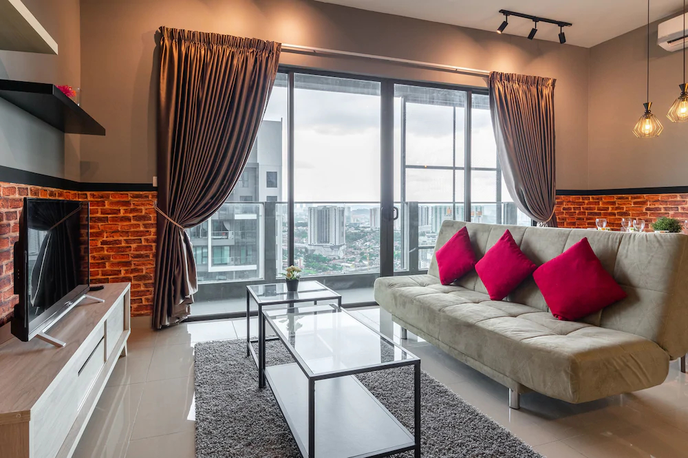 CitiZen Old Klang Road By Plush