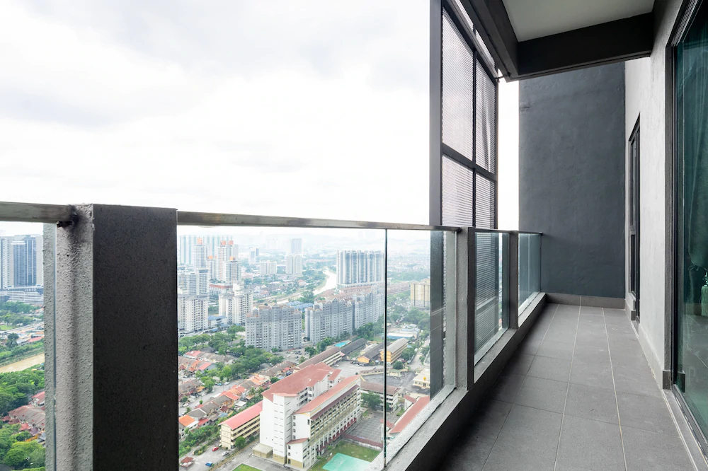 CitiZen Old Klang Road By Plush