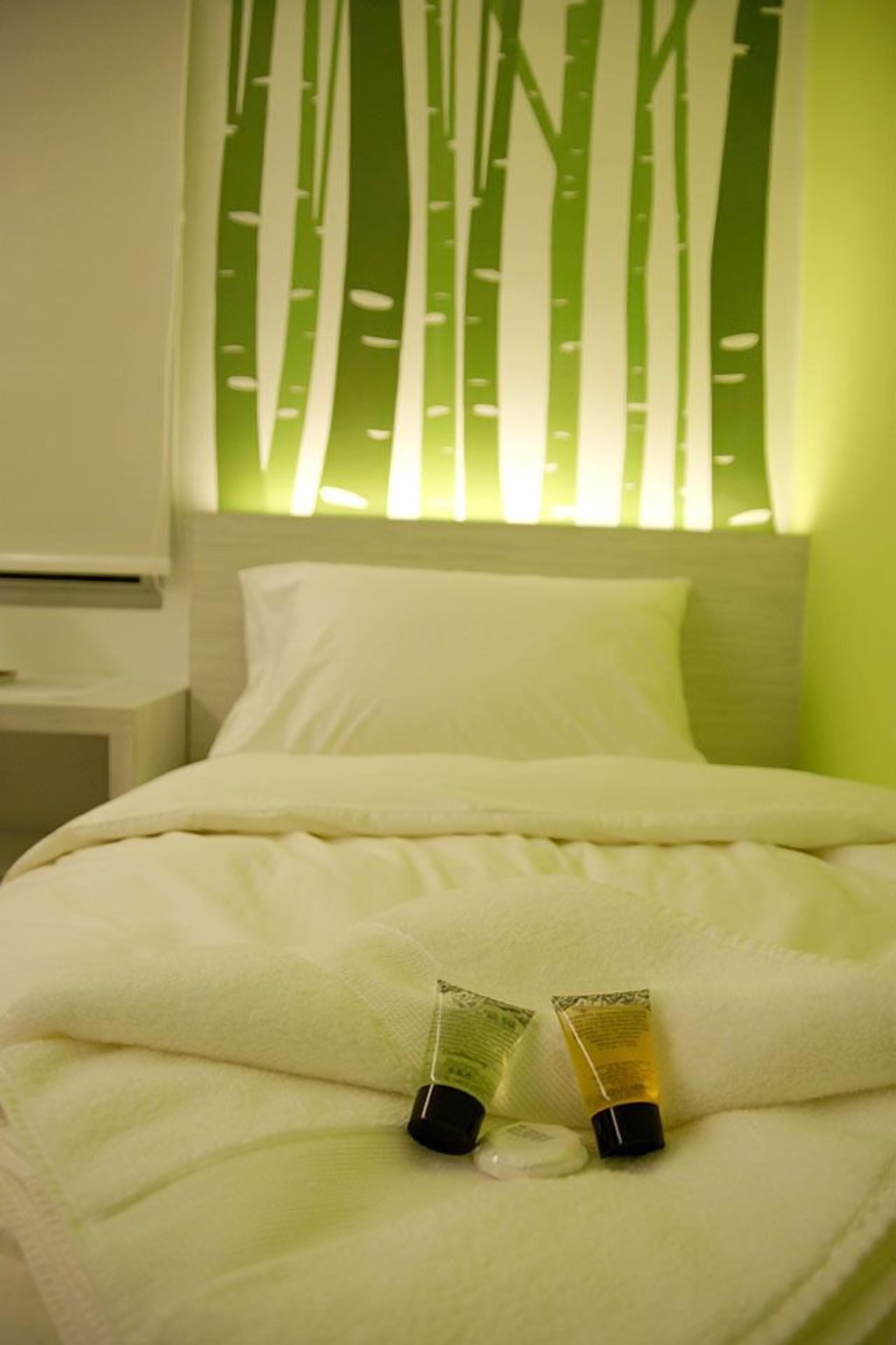Swing & Pillows at KL Cheras Maluri 2