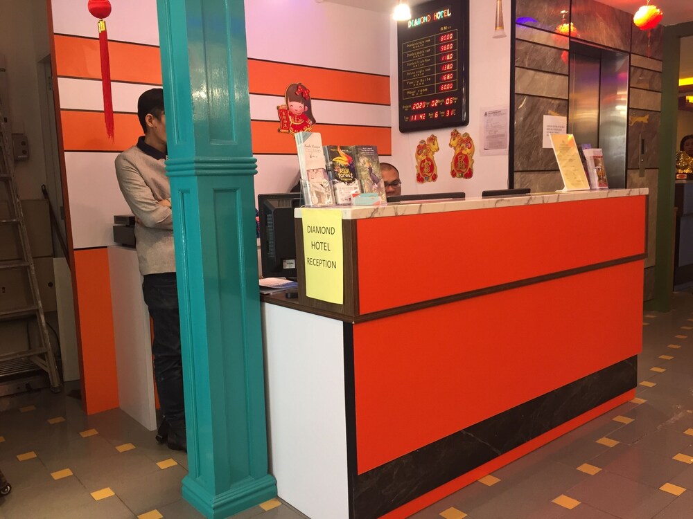 Diamond Hotel by OYO Rooms