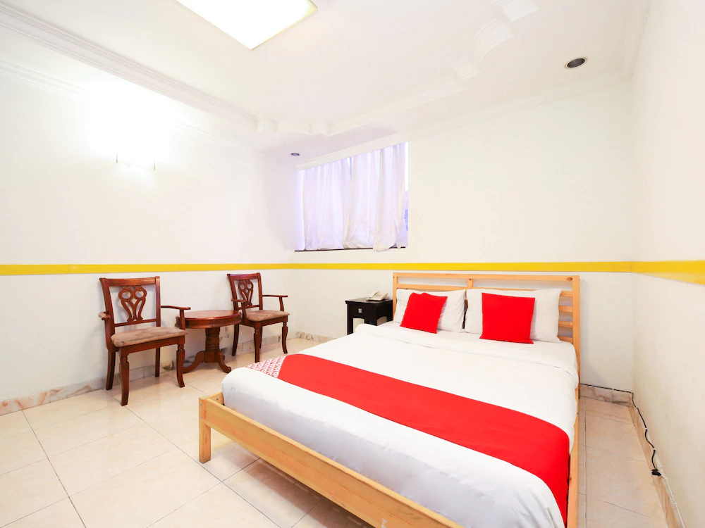 Dream Hotel by OYO Rooms